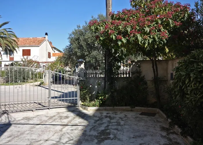 Apartment By The Sea Biograd Na Moru, Biograd - 5845 *